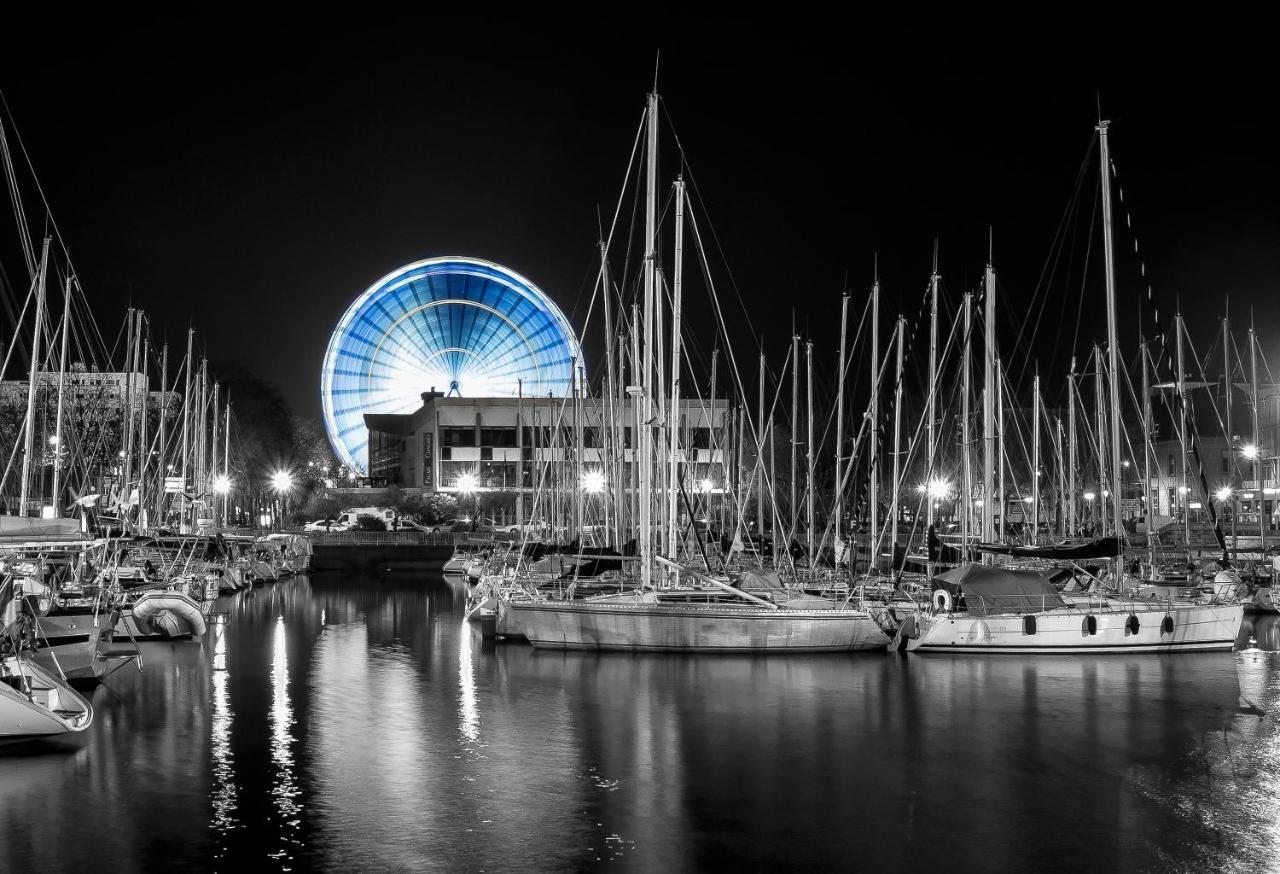 Ferienwohnung Lorient - LE GRAND LARGE - Grand Balcon Plein Sud - Lit Queen Size Exterior foto